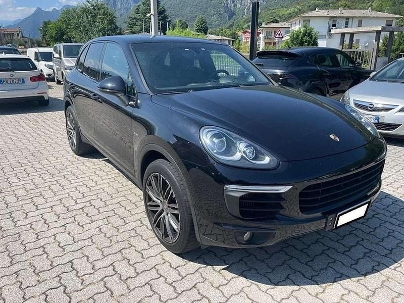 Nero Usata 2015 Porsche Cayenne SUV | 34.900 € (Cara) - Immagine 1/4