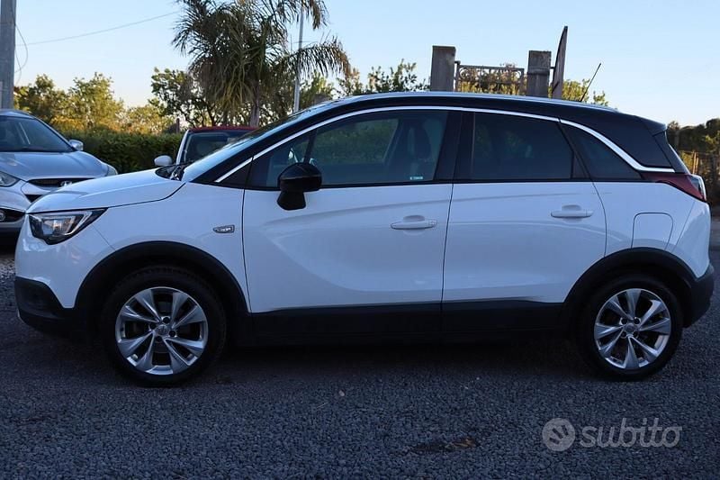 Usata Opel Crossland X Ultimate 120 CV (88 kW) 2018 Bianco SUV