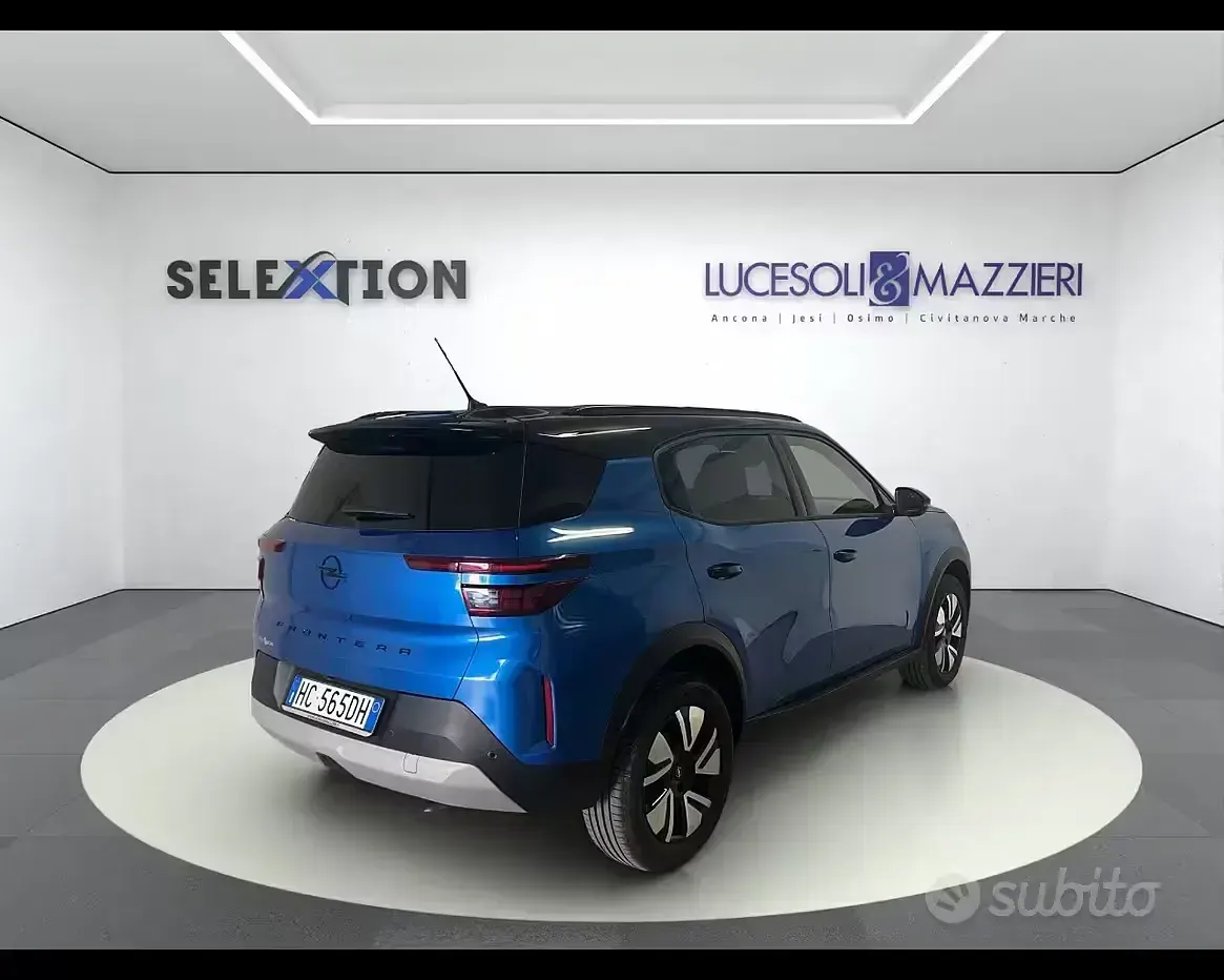 Nuova Opel Frontera 145 CV (106 kW) 2026 Marrone SUV