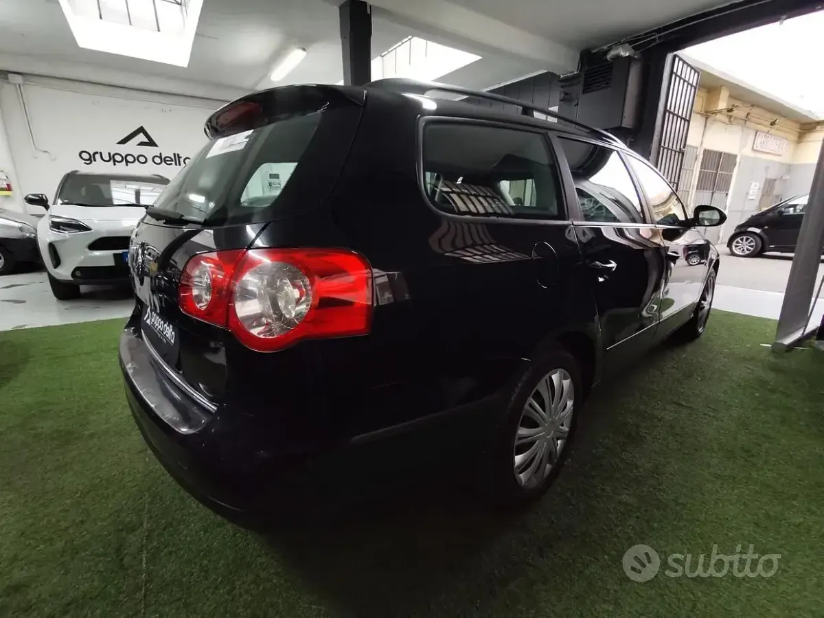 Usata VW Passat Trendline 102 CV (75 kW) 2007 Nero Berlina