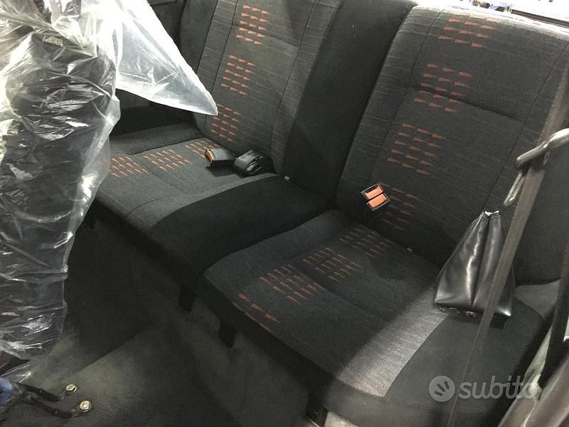 Usata Renault R5 GT 116 CV (85 kW) 1989 Nero Utilitaria