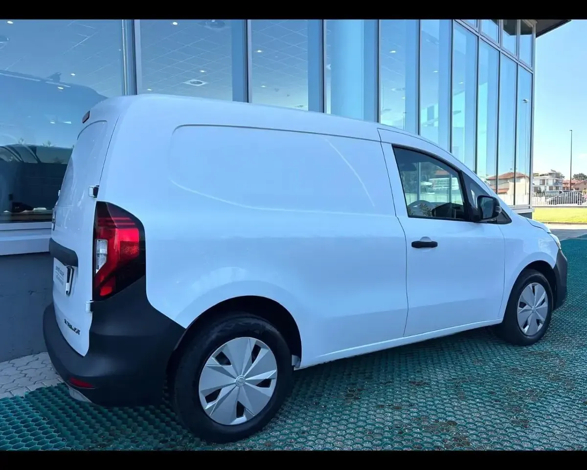 Usata Nissan Townstar N-Connecta 131 CV (96 kW) 2023 Bianco Furgone