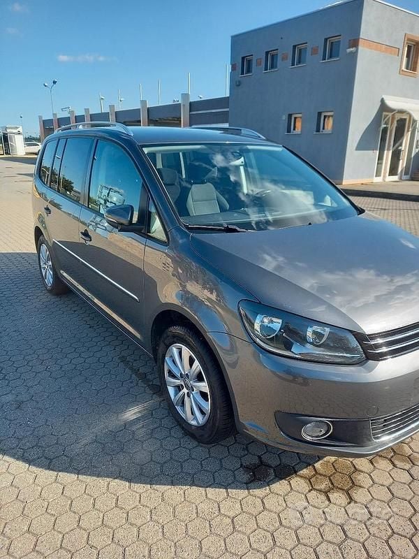 Usata VW Touran 2013 Grigio Monovolume