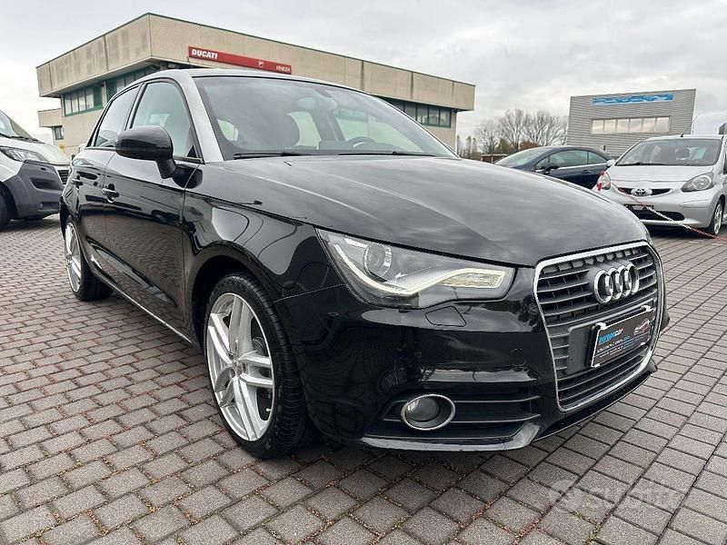 Usata Audi A1 Sportback Attraction 86 CV (63 kW) 2012 Nero Utilitaria