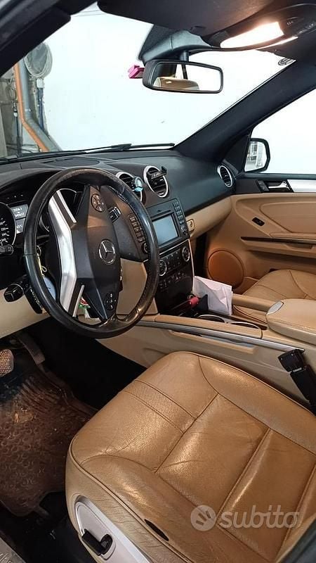 Usata Mercedes ML350 2010 Blu SUV