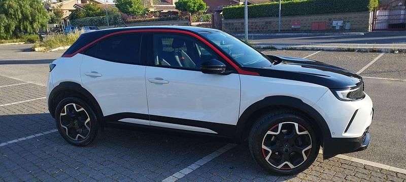 Usata Opel Mokka GS Line 101 CV (74 kW) 2021 Bianco SUV
