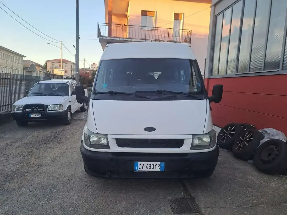 Usata Ford Transit 109 CV (80 kW) 2006 Other Monovolume