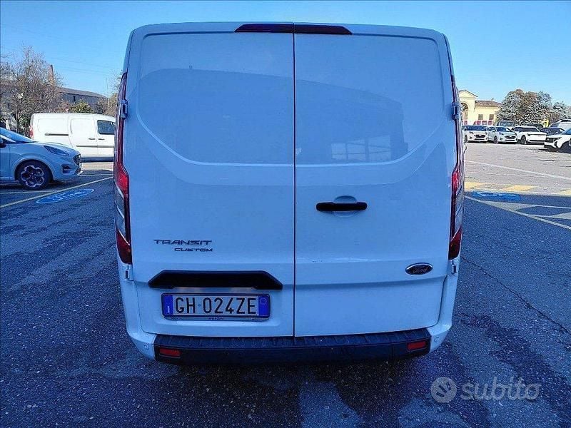 Usata Ford Transit Custom 130 CV (95 kW) 2022 Bianco Berlina