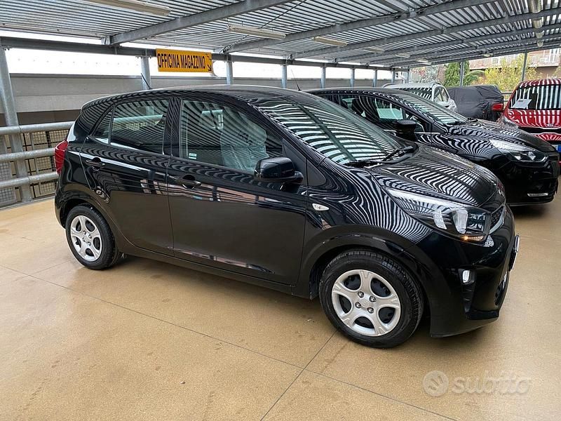 Usata Kia Picanto Active 67 CV (49 kW) 2020 Nero Utilitaria