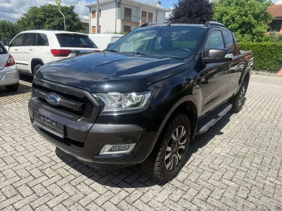 Usata Ford Ranger Wildtrack 200 CV (147 kW) 2016 Nero Pick-up