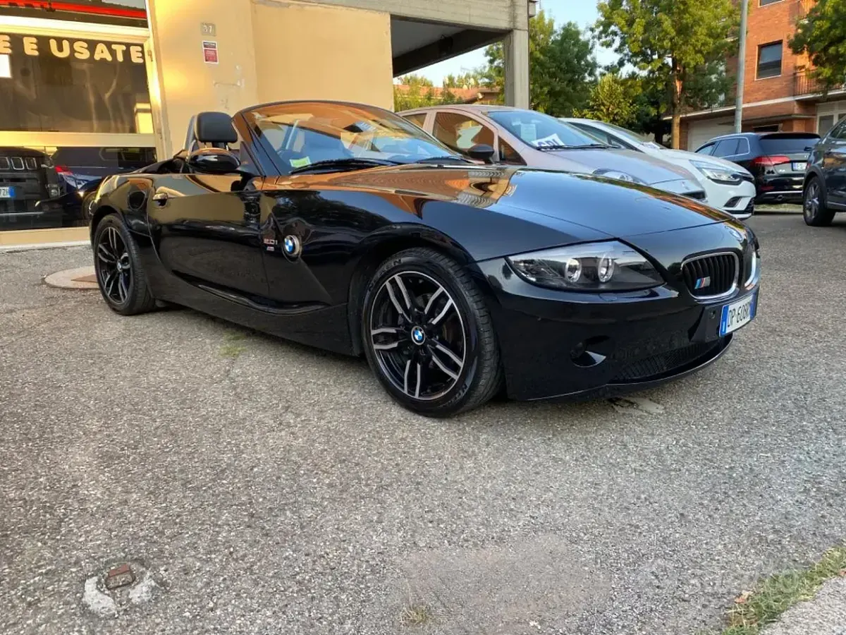 Usata BMW Z4 150 CV (110 kW) 2005 Nero Cabrio