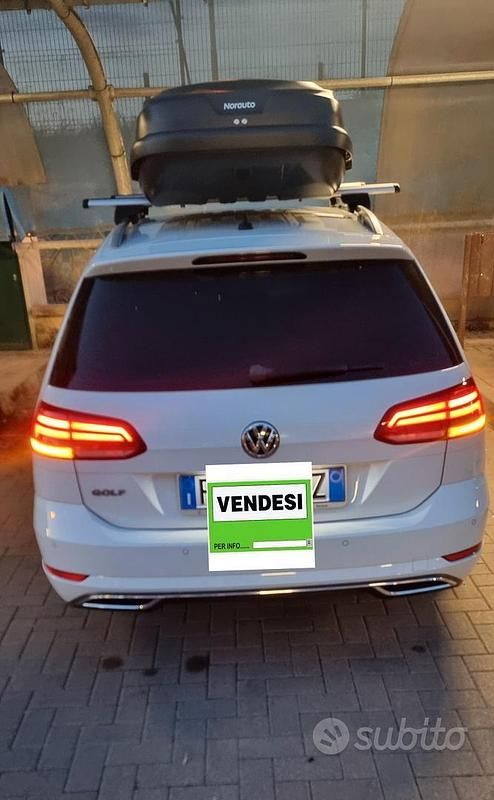 Usata VW Golf VII 150 CV (110 kW) 2018 Bianco Station wagon