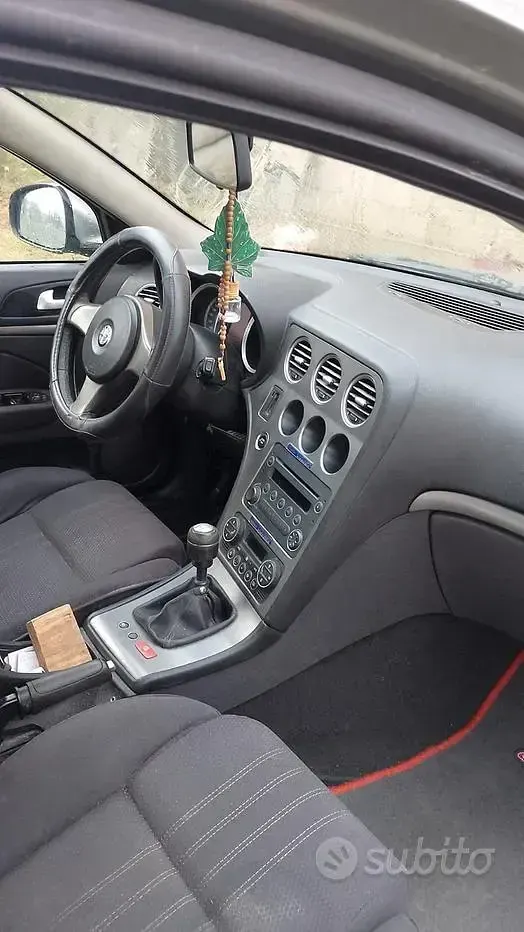 Usata Alfa Romeo 159 150 CV (110 kW) 2007 Grigio Station wagon