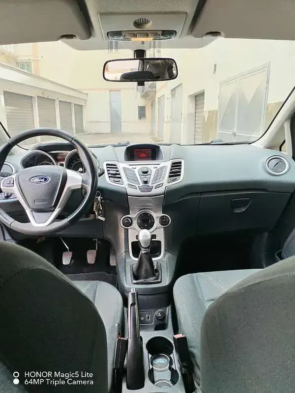 Usata Ford Fiesta Titanium 68 CV (50 kW) 2009 Berlina