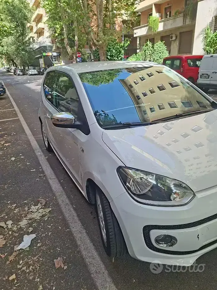 Usata VW up! 75 CV (55 kW) 2012 Bianco Utilitaria