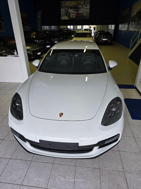 Usata Porsche Panamera 462 CV (339 kW) 2020 Bianco Station wagon