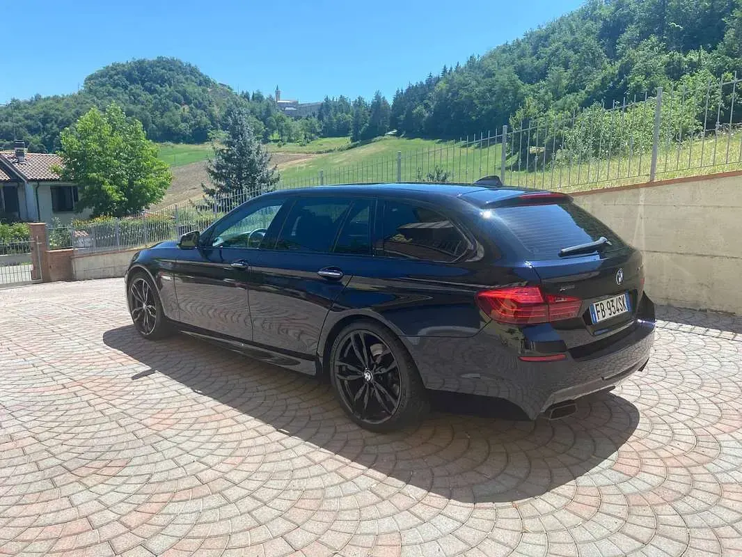 Usata BMW M550 M Performance 480 CV (353 kW) 2015 Blu/azzurro Station wagon
