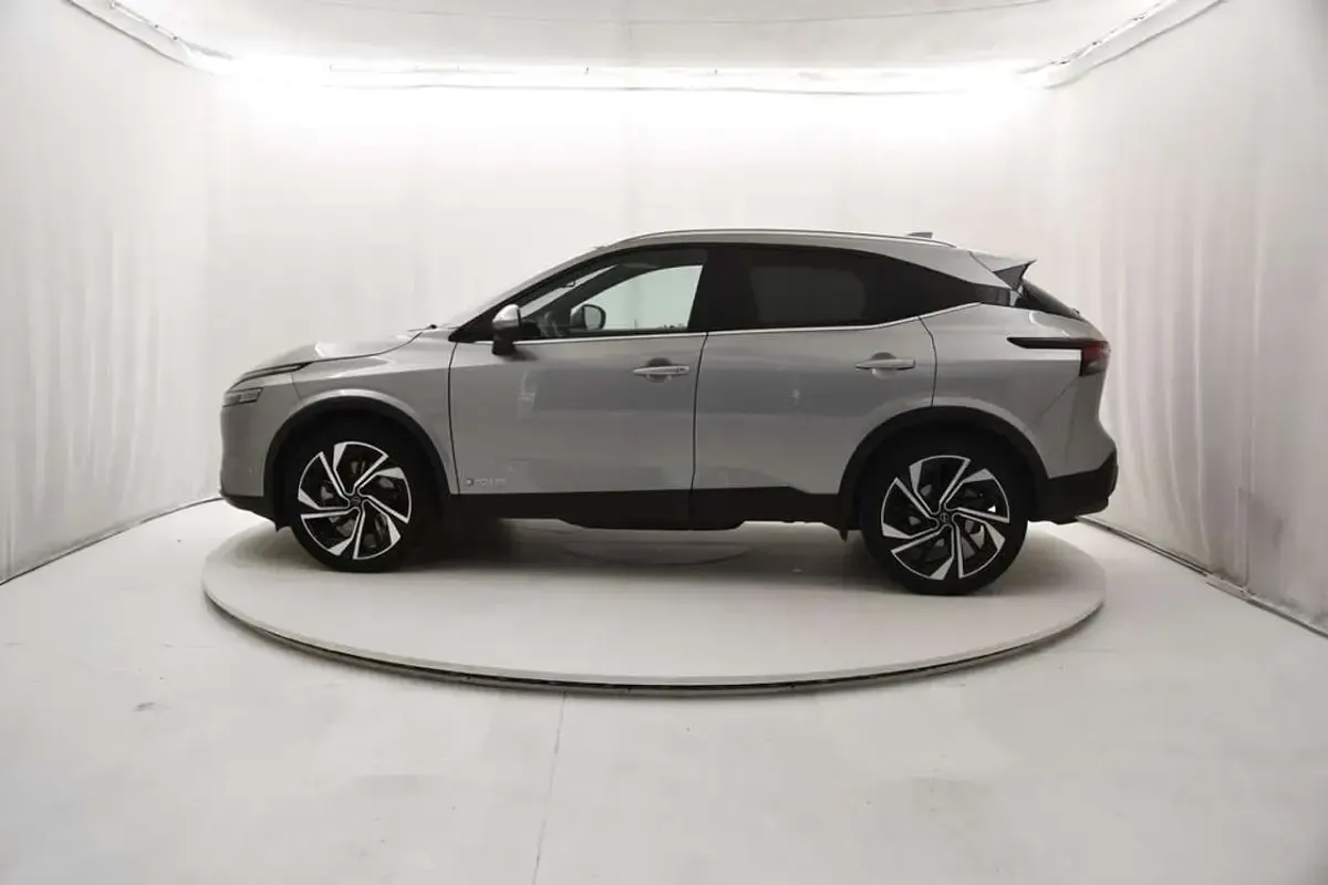 Usata Nissan Qashqai Tekna 190 CV (139 kW) 2023 Grigio SUV