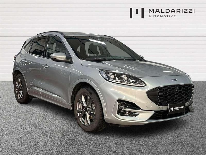 Usata Ford Kuga ST-Line X 120 CV (88 kW) 2023 Argento SUV