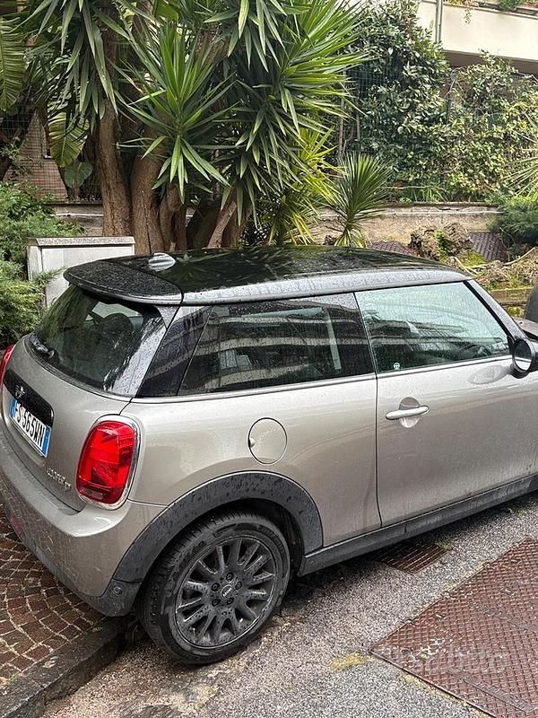 Usata Mini Cooper 116 CV (85 kW) 2018 Utilitaria