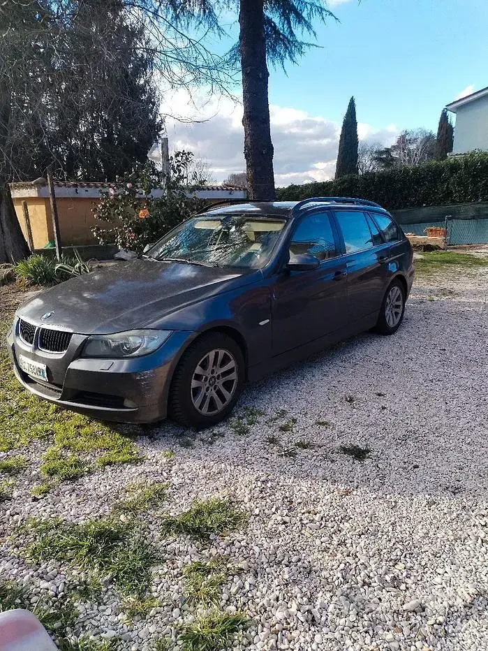 Usata BMW 320 177 CV (130 kW) 2006 Blu Station wagon