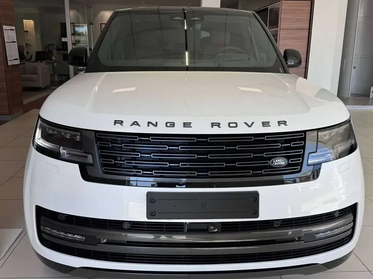 Nuova Land Rover Range Rover HSE 249 CV (183 kW) 2026 Bianco SUV