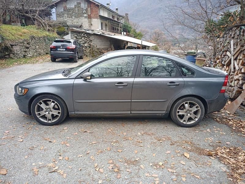 Usata Volvo S40 Momentum 220 CV (161 kW) 2005 Berlina