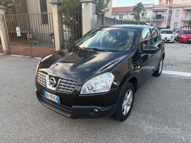 Usata Nissan Qashqai Tekna 117 CV (86 kW) 2008 Nero SUV