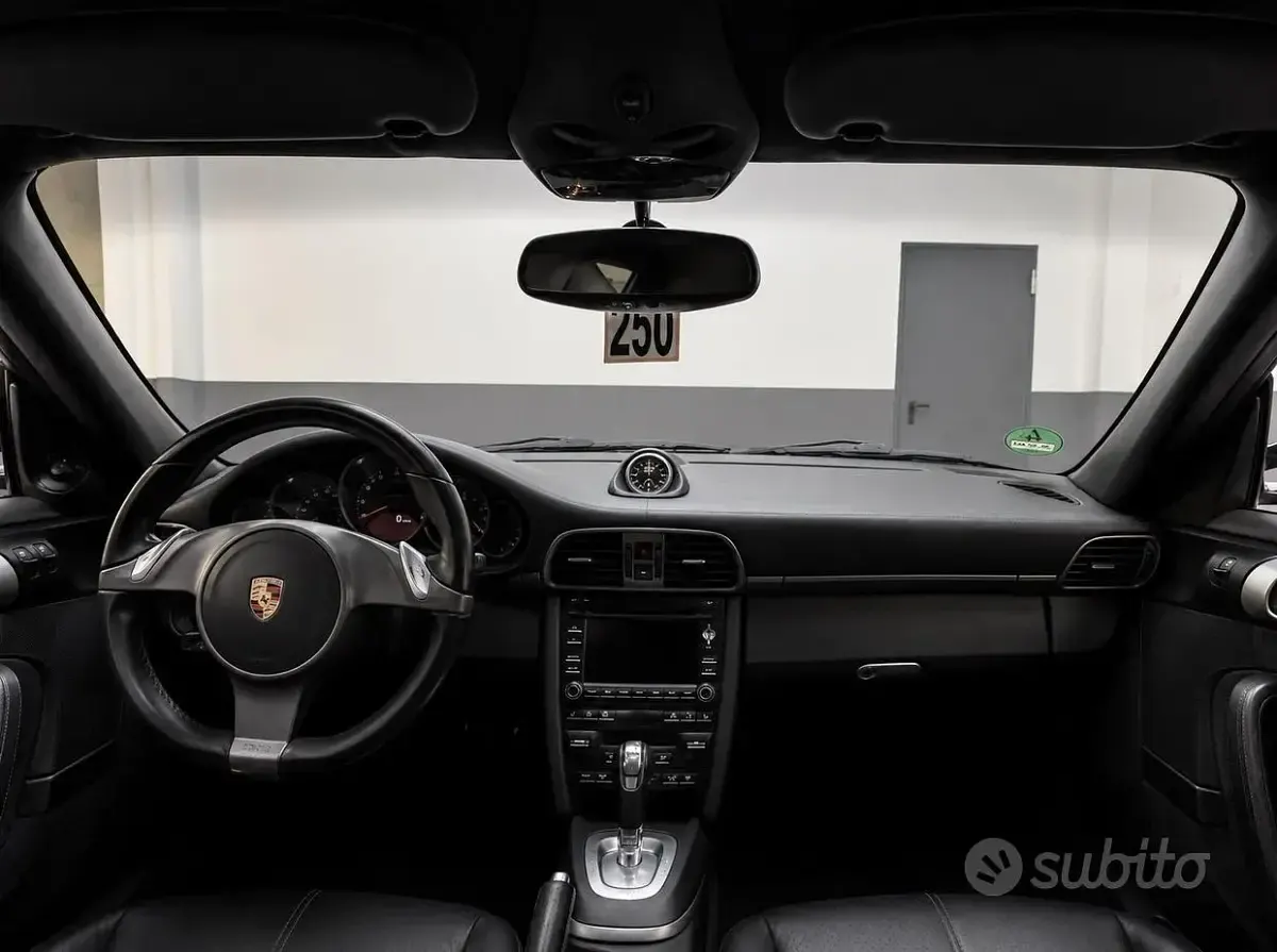 Usata Porsche 911 Carrera 345 CV (253 kW) 2010 Nero Coupé