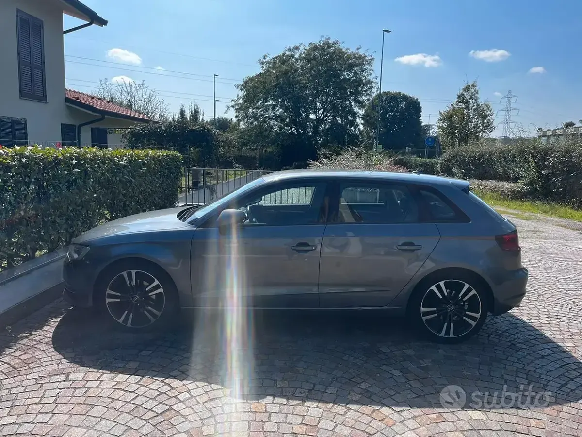 Usata Audi A3 150 CV (110 kW) 2014 Grigio Berlina