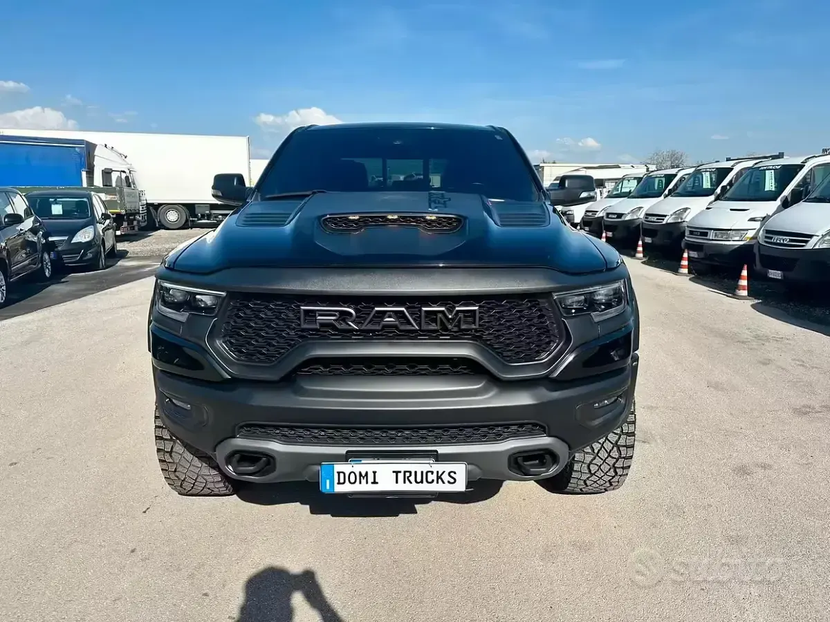 Gebraucht RAM 1500 712 PS (523 kW) 2022 Schwarz Pickup