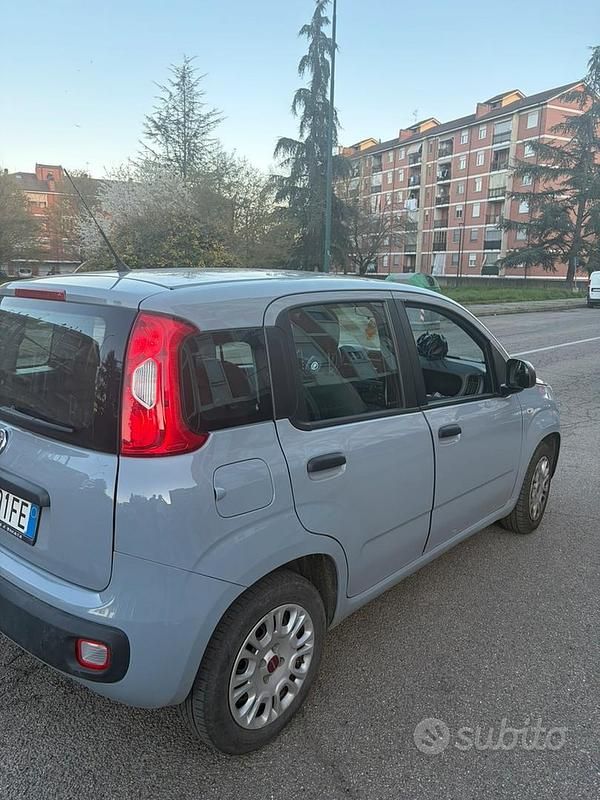 Usata Fiat Panda 69 CV (50 kW) 2018 Grigio Utilitaria