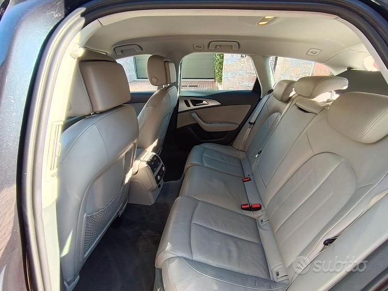 Gebraucht Audi A6 Business 190 PS (139 kW) 2015 Blau Kombi