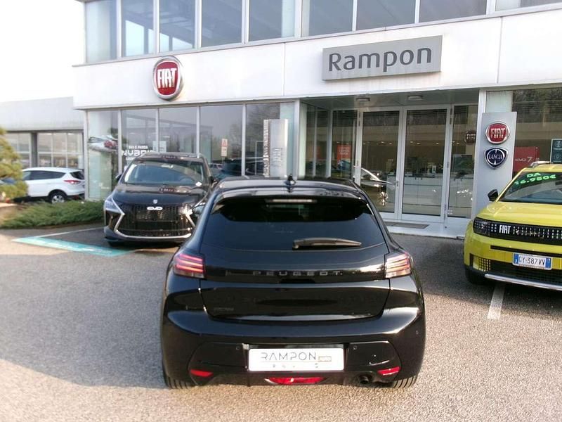 Usata Peugeot 208 Allure 101 CV (74 kW) 2025 Nero Utilitaria
