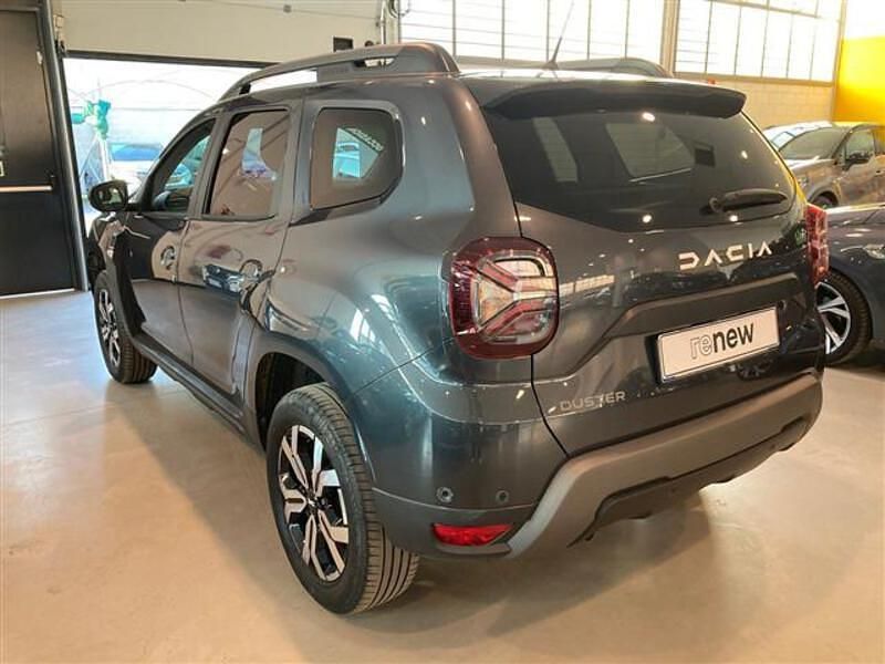 Usata Dacia Duster Journey 101 CV (74 kW) 2023 Grigio scuro SUV