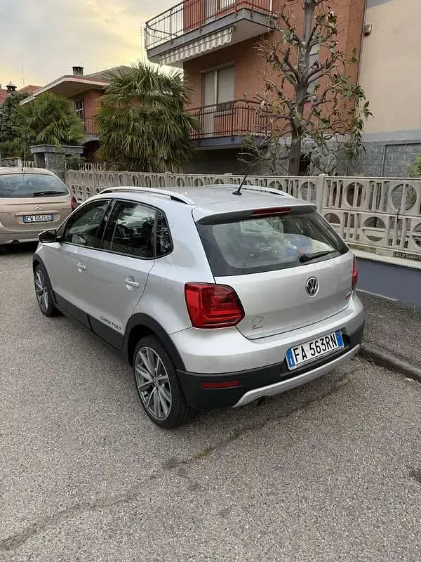 Usata VW Polo Cross 90 CV (66 kW) 2015 Utilitaria
