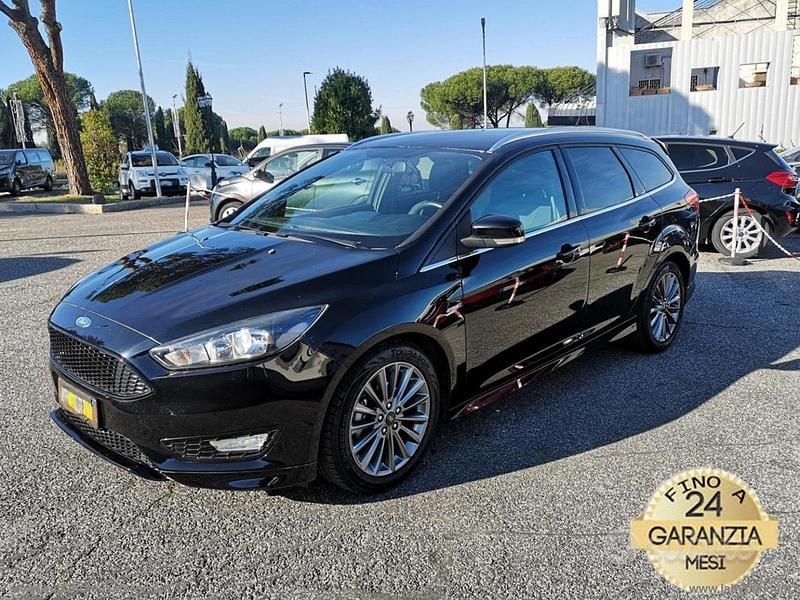 Usata Ford Focus ST-Line 120 CV (88 kW) 2017 Nero Station wagon