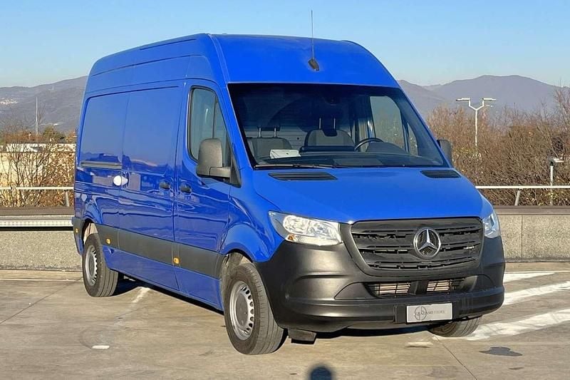Usata Mercedes Sprinter 114 CV (83 kW) 2020 Blu Furgone