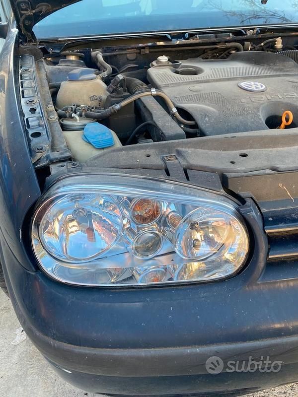 Usata VW Golf IV 90 CV (66 kW) 2005 Berlina