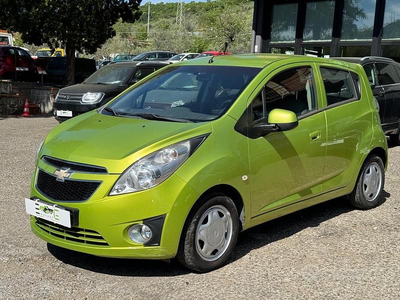 Verde Usata 2012 Chevrolet Spark Due volumi | 2990 € (Ottimo prezzo) - Immagine 1/4