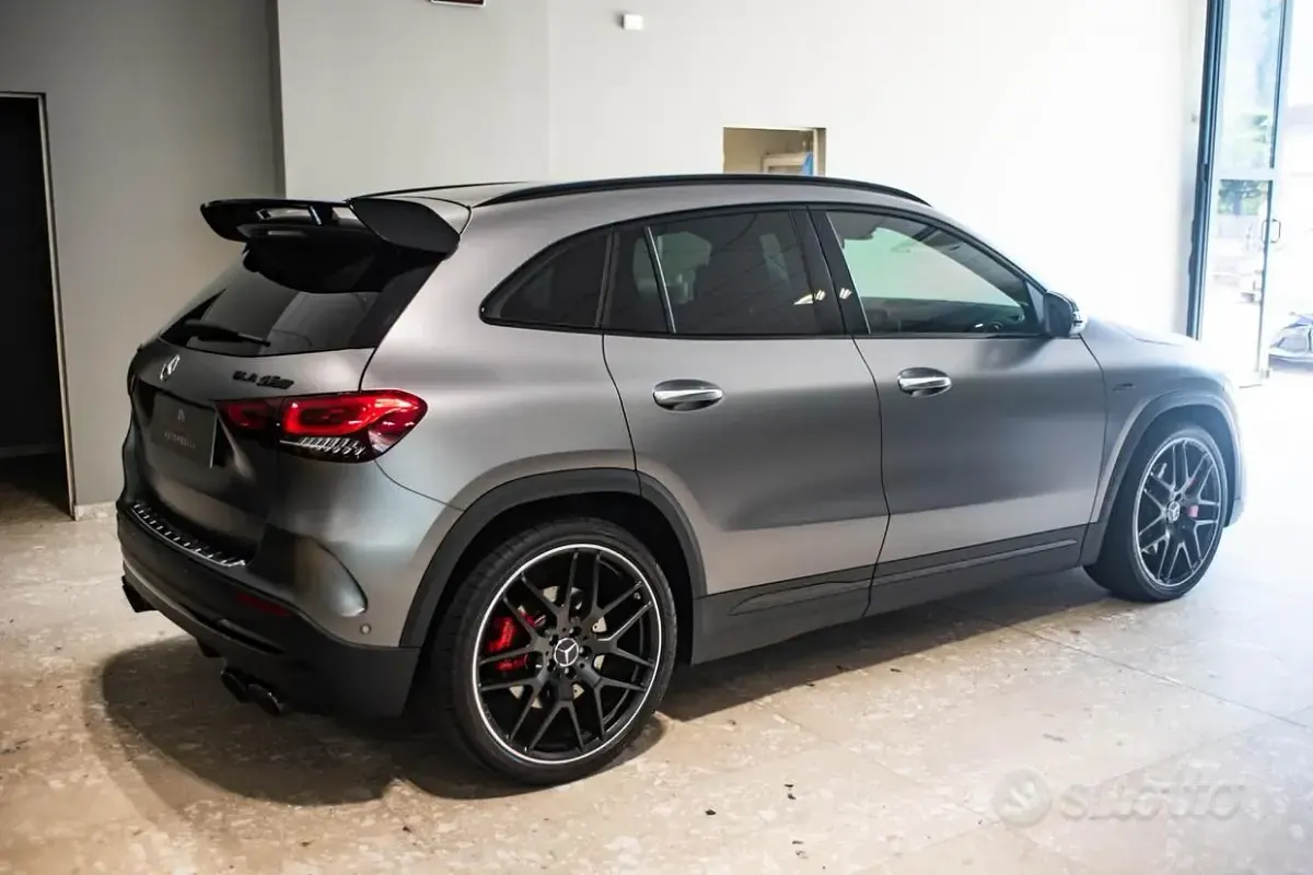 Usata Mercedes CLA45 AMG AMG 421 CV (309 kW) 2021 Grigio Coupé