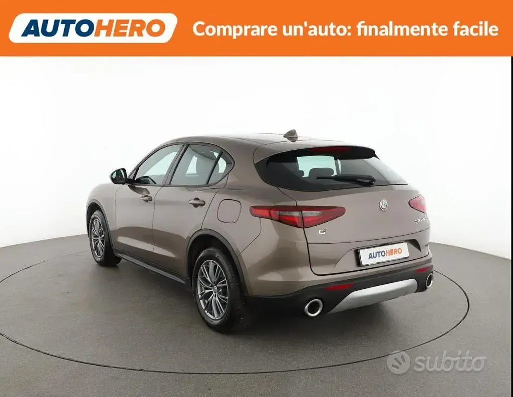 Usata Alfa Romeo Stelvio Executive 210 CV (154 kW) 2018 Grigio SUV