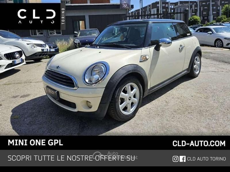 Beige Usata 2010 Mini ONE Due volumi | 3500 € (Super prezzo) - Immagine 1/4