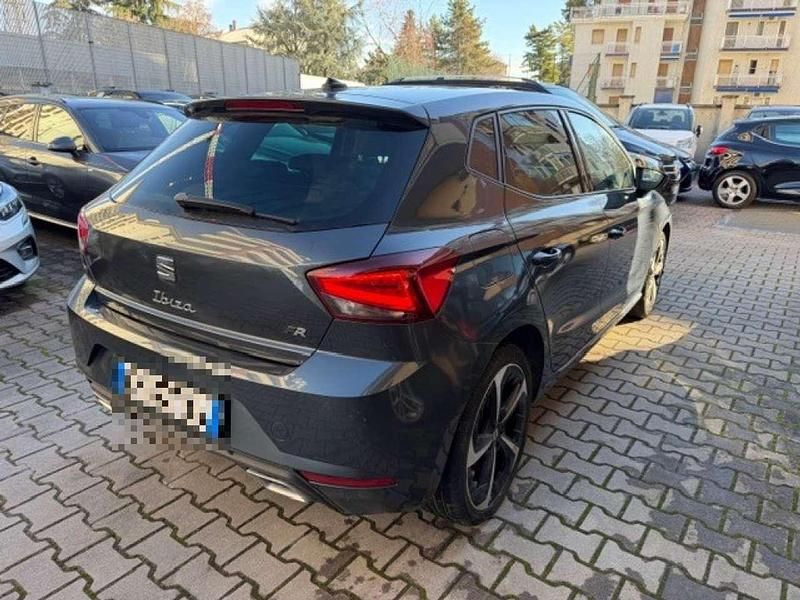 Usata Seat Ibiza FR 90 CV (66 kW) 2022 Grigio scuro Utilitaria