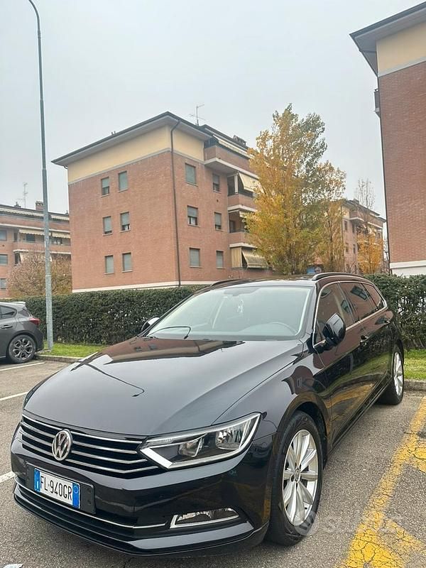 Usata VW Passat 120 CV (88 kW) 2017 Nero Station wagon