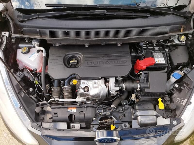 Usata Ford B-MAX 75 CV (55 kW) 2017 Grigio Monovolume