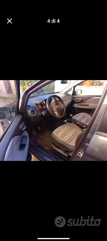 Usata Fiat Punto Evo 75 CV (55 kW) 2009 Grigio Utilitaria