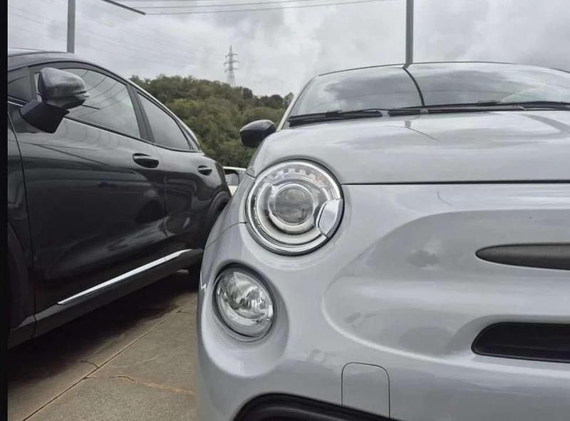 Usata 2023 Abarth 695C Cabrio | 25.500 € (Buon prezzo) - Immagine 1/4