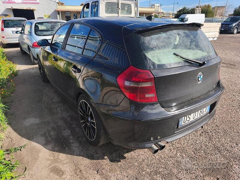 Usata BMW 118 143 CV (105 kW) 2008 Utilitaria