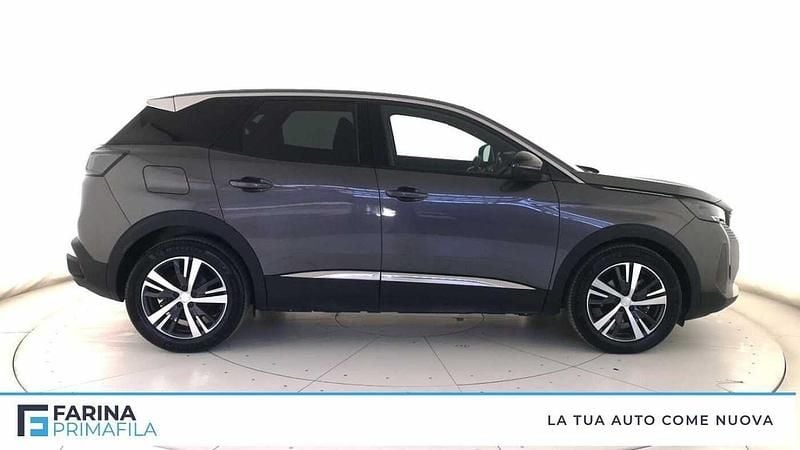 Usata Peugeot 3008 Allure 131 CV (96 kW) 2024 Grigio scuro SUV